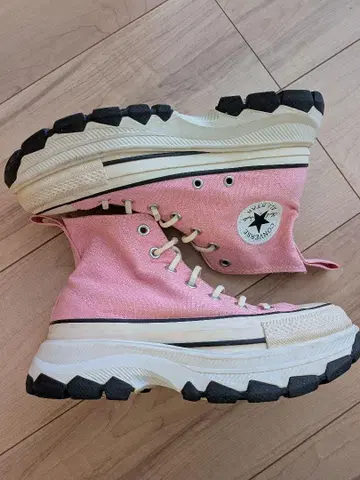 CONVERSE ALL STAR REACT 핑크 스니커즈