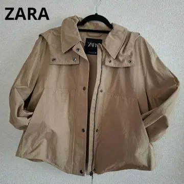 ZARA 후드 부착 베이지 자켓 마운틴 후드티