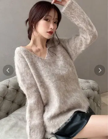 RESEXXY 레이즈드 V넥 루즈 니트탑