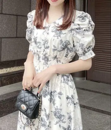 개더 슬리브 꽃무늬 원피스