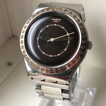 Swatch 스와치 보석 장식 브라운 다이얼 쿼츠 손목시계 작동품