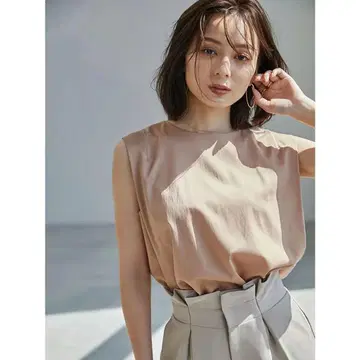 [ anuans ] 아뉴앙스 박스턱 블라우스