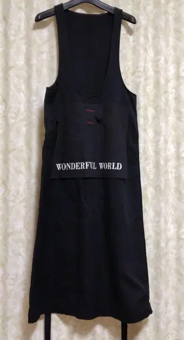 고품질 WONDERFUL WORLD 오버롤 스커트 블랙