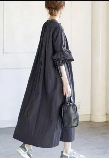 IENA 레이온 나일론 셔링 원피스
