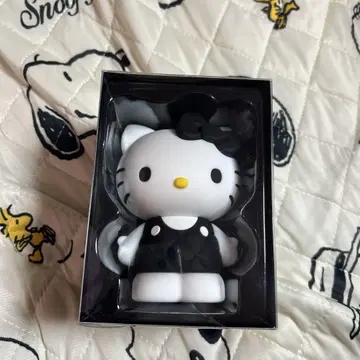 로리즈팜 HELLO KITTY 퀼팅 피규어