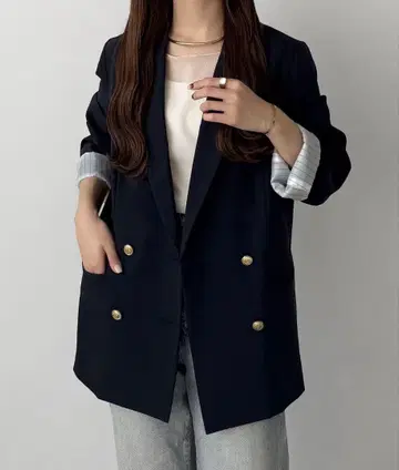 callautia 골드 버튼 테일러드 자켓 네이비