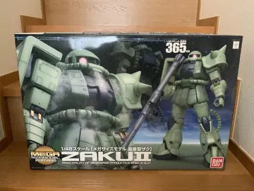 BANDAI 1/48 자쿠 II 메가 사이즈 모델