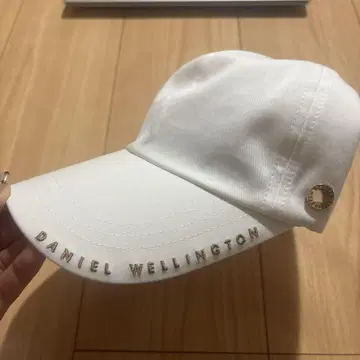 DANIEL WELLINGTON 화이트 캡 3종 세트