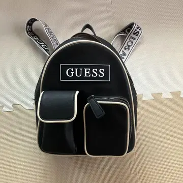GUESS 블랙 백팩