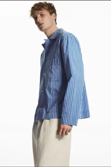 COS 스트라이프 셔츠
