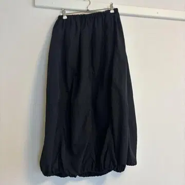 ZARA 벌룬 스커트 블랙 XS 사이즈