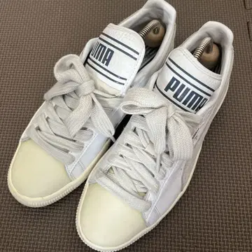 PUMA 화이트 스니커즈