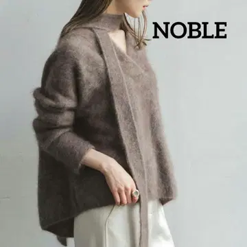 W13 NOBLE 퍼 니트 내로우 리브 스톨