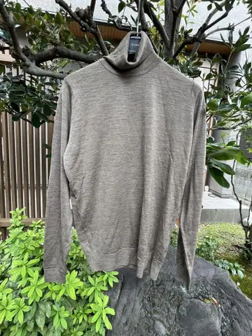 JOHN SMEDLEY 100% 울 스웨터