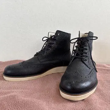 603 블랙 가죽 윙 팁 부츠