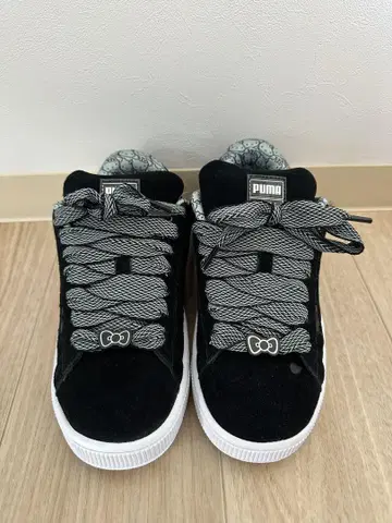 PUMA 헬로키티 콜라보 스니커즈 24.5cm