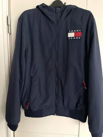 TOMMY JEANS 네이비 후드 부착 자켓