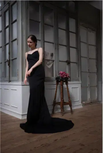 dress production 블랙 머메이드 드레스