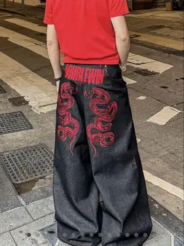 doublewin 드래곤 자수 와이드 팬츠 블랙