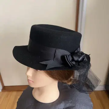 axes femme 블랙 볼러햇 리본 포함