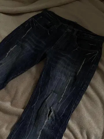 grunge y2k damaged denim