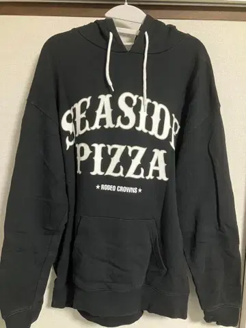 RODEO CROWNS SEASIDE PIZZA 후드티