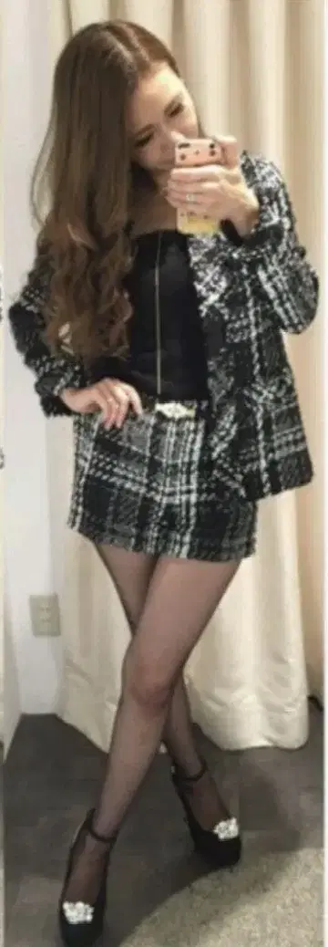 데일릴 누아르 체크 무늬 트위드 팬츠 셋업