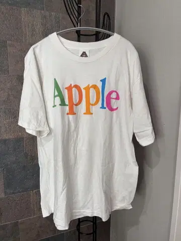 Apple 사 T셔츠 화이트