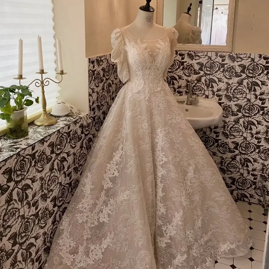 레이스 웨딩 드레스, image size:1082x1082