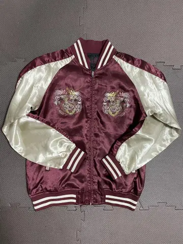 드래곤 자수 스카잔 새상품급