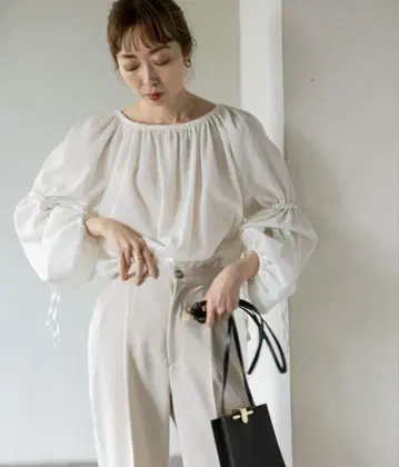 Noble 양류 더블 거즈 개더 블라우스