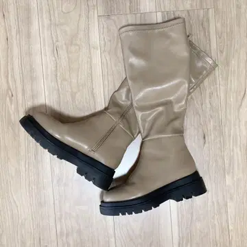 베이지 롱 부츠