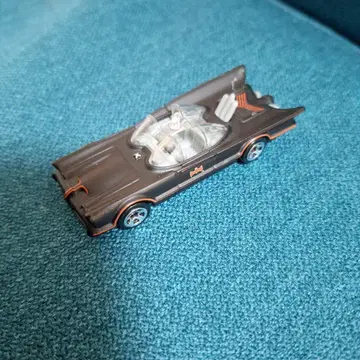 Hot Wheels 배트모빌 미니카