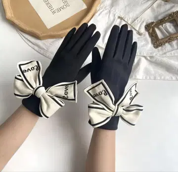 [한국 스타일] 화면 터치 OK 리본 포함 블랙 장갑