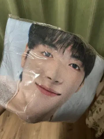 NU'EST JR VIP 한정판 타월 사인 포함