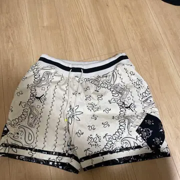 Jordan 반다나 패턴 숏팬츠 XL