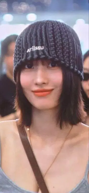 atiissu 비니 twice 모모 개인물품 착용