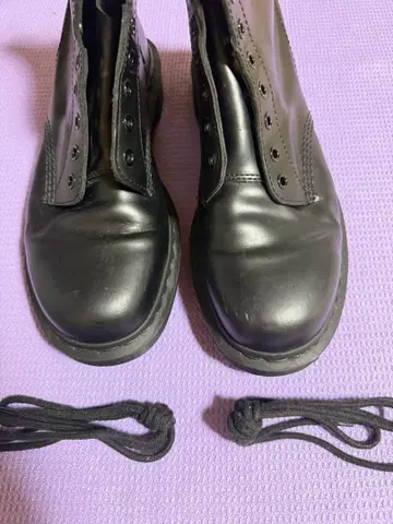 닥터마틴 1460 모노 8 US 9