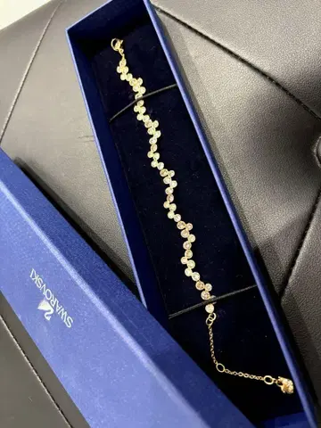 Swarovski 크리스탈 팔찌