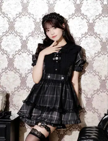 노에미 메이드라이크 고딕 튤 플레어 셋업