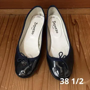 [새상품급] 레페토 카미유 에나멜 펌프스 38 1/2