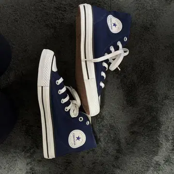 Converse 네이비 하이컷 스니커즈