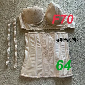 FOUR SIS & CO. 브라이덜 이너 F70 64