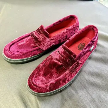 [ 완판템 ] VANS VELVET LOAFER (WINE) 벨로아