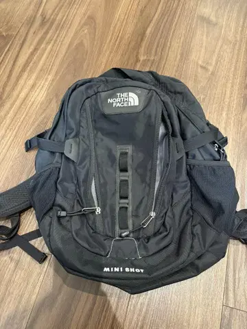 THE NORTH FACE MINI SHOT 블랙