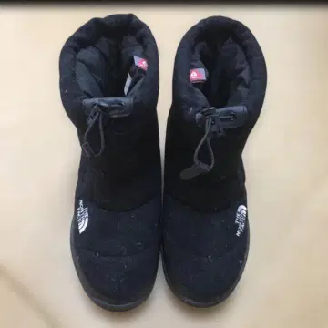 The North Face 블랙 플리스 부츠