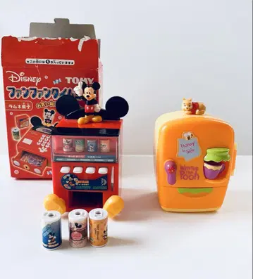 타미&Disney 미키마우스 자동판매기 푸우 냉장고 미니어처 세트