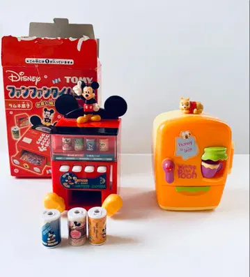 타미&Disney 미키마우스 자동판매기 푸우 냉장고 미니어처 세트