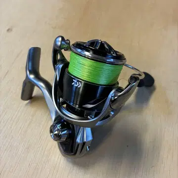 다이와 25 FC LT2500S-H 25