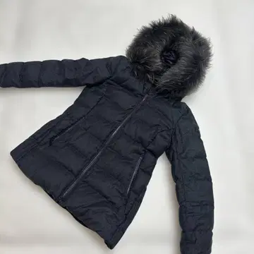 TATRAS 블랙 다운 자켓 후드 부착 퍼